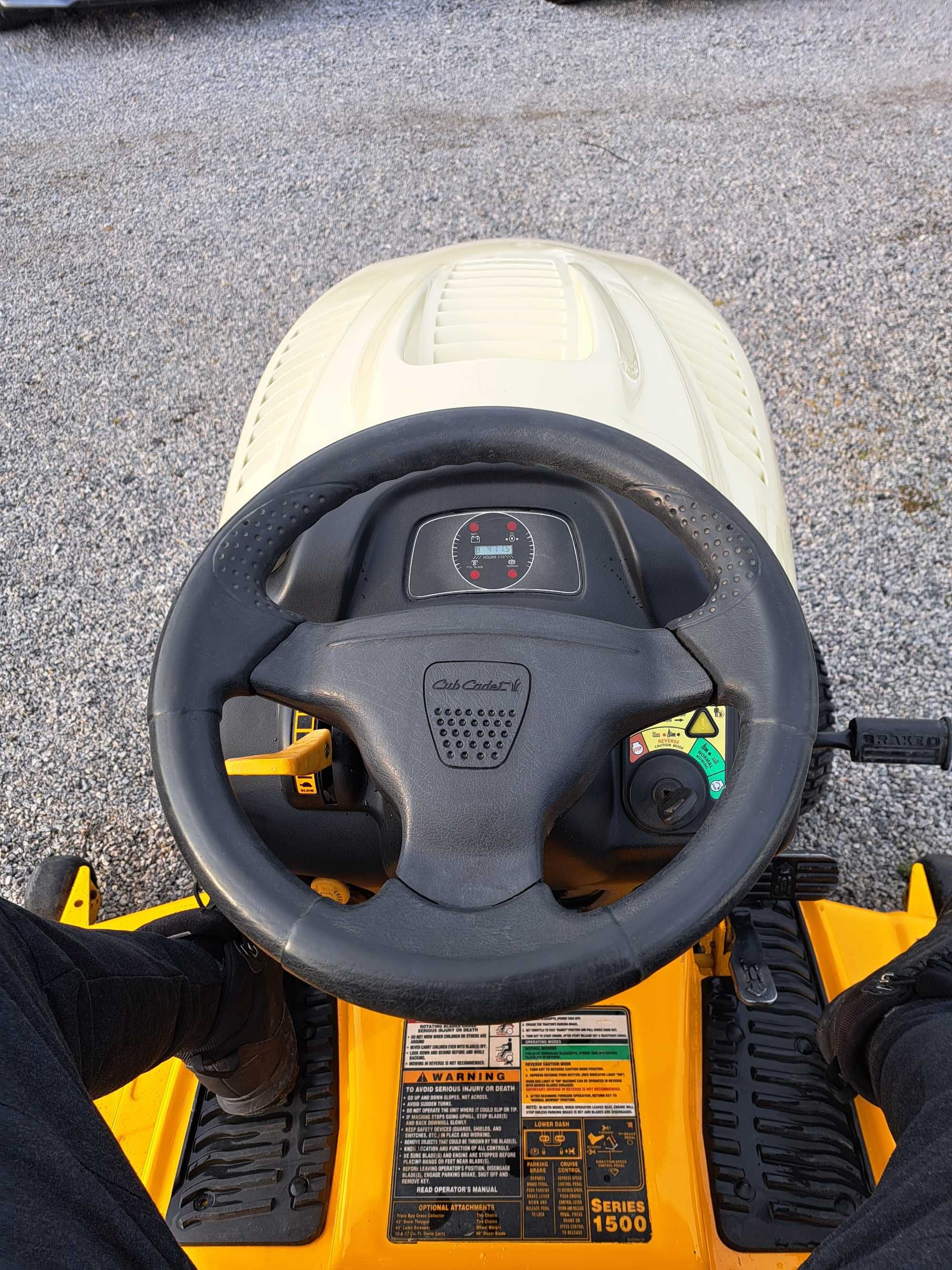 Cub Cadet тракторна косачка 25 конски сили и 54 инча