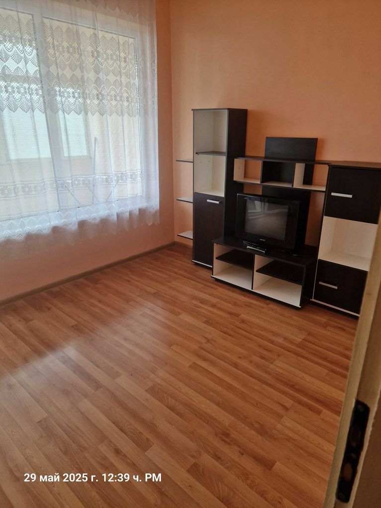 Дава се под наем Едностаен апартамент в Варна, Автогара - 50 кв.м за 306 € - Снимка #1