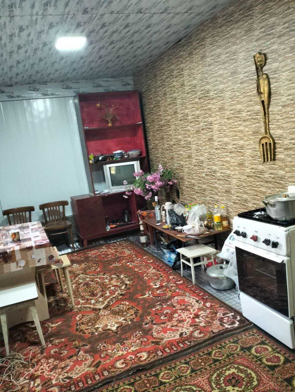 Срочно продаётся дом с участком 7 соток, Хокимият
