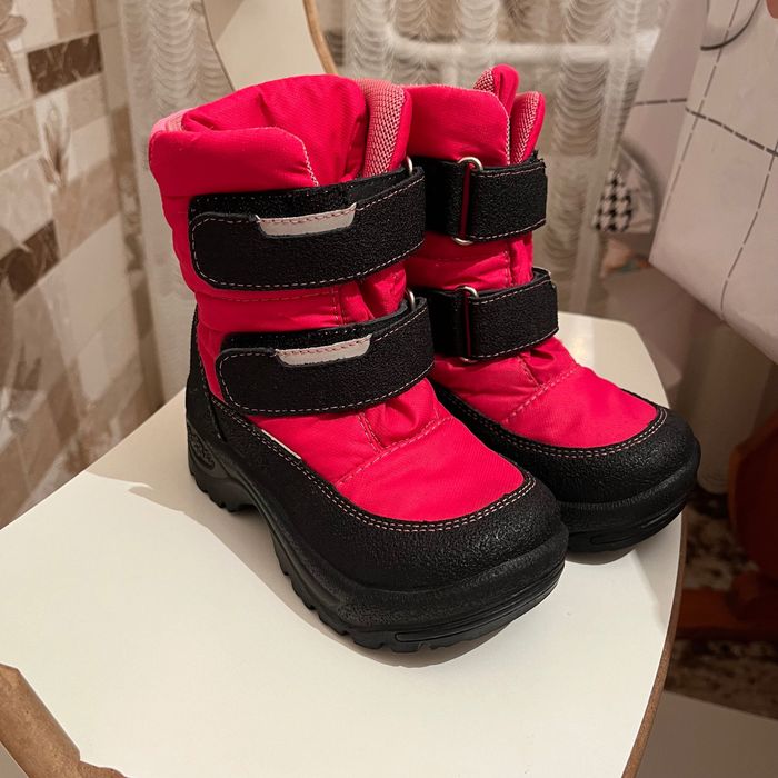 Зимние  сапожки на девочку