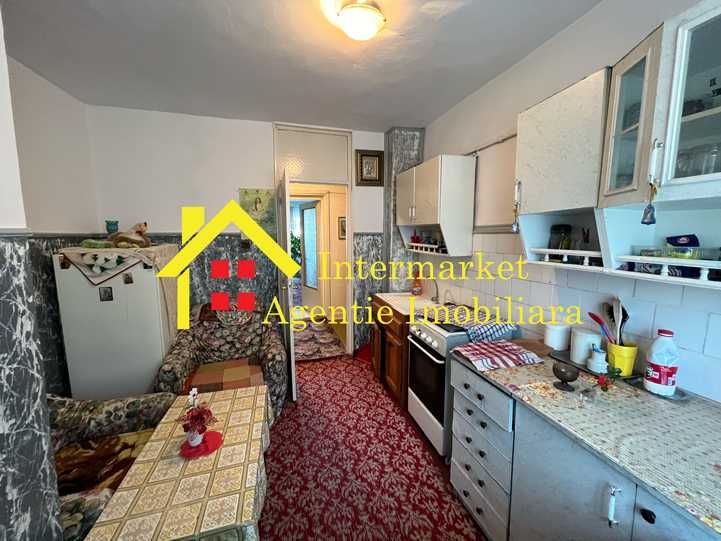 apartament 3 camere