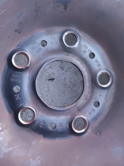 Всесезонни гуми с джанти 15 5×112 Vw Audi Seat Skoda