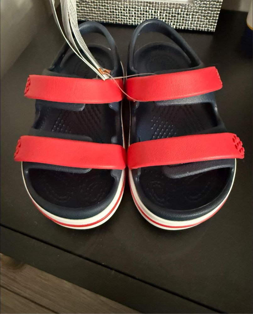 Детски сандали crocs