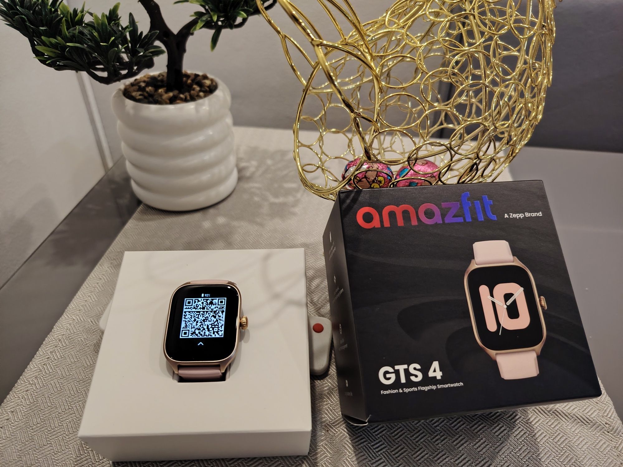 AMAZFIT GTS 4  Smart wach de generație noua!
