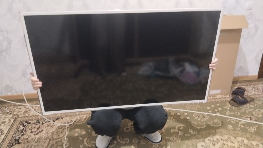 Телевизор Самсунг 2012 года