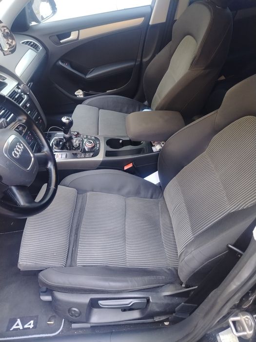 Vînd audi a 4 b 8