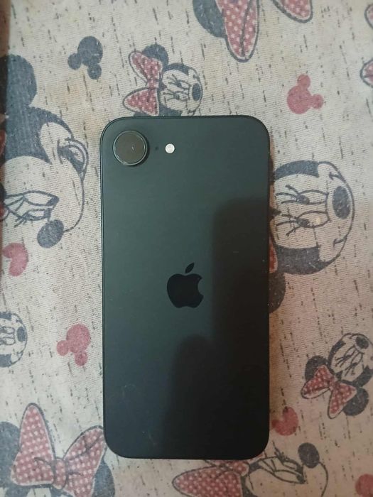Vand iphone 16E Stare perfecta