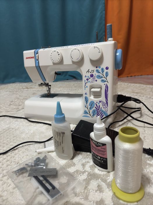 Швейная машина Janome A25