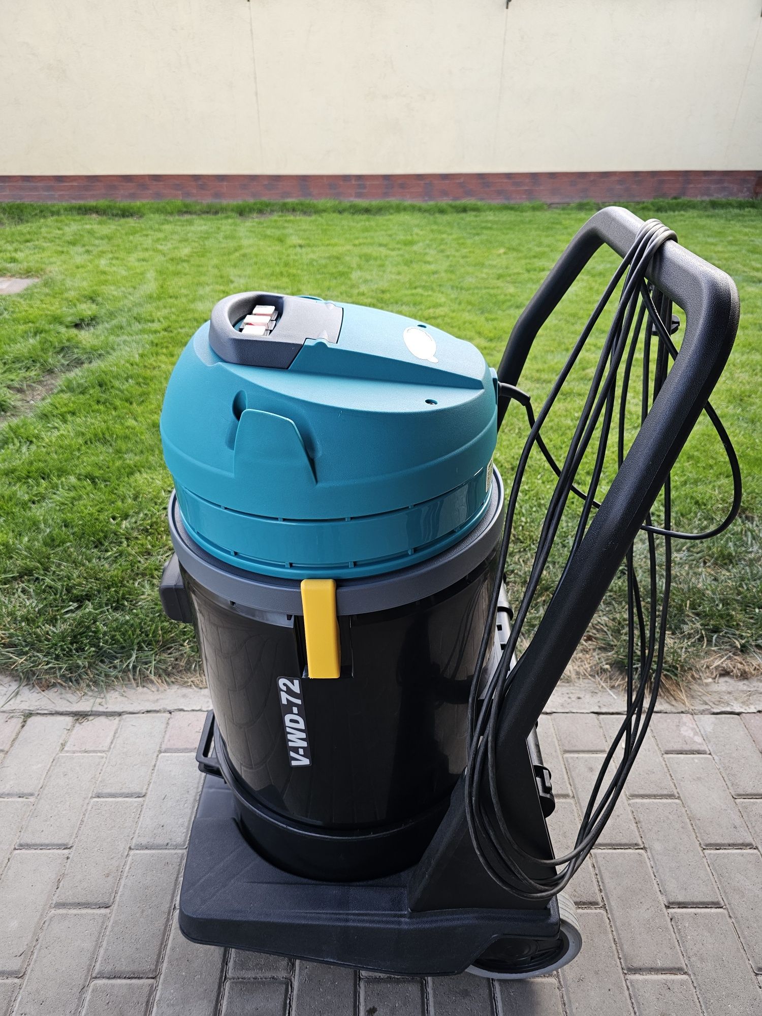 Aspirator Profesional Umed/Uscat TENNANT WD 72 3600W Impecabil