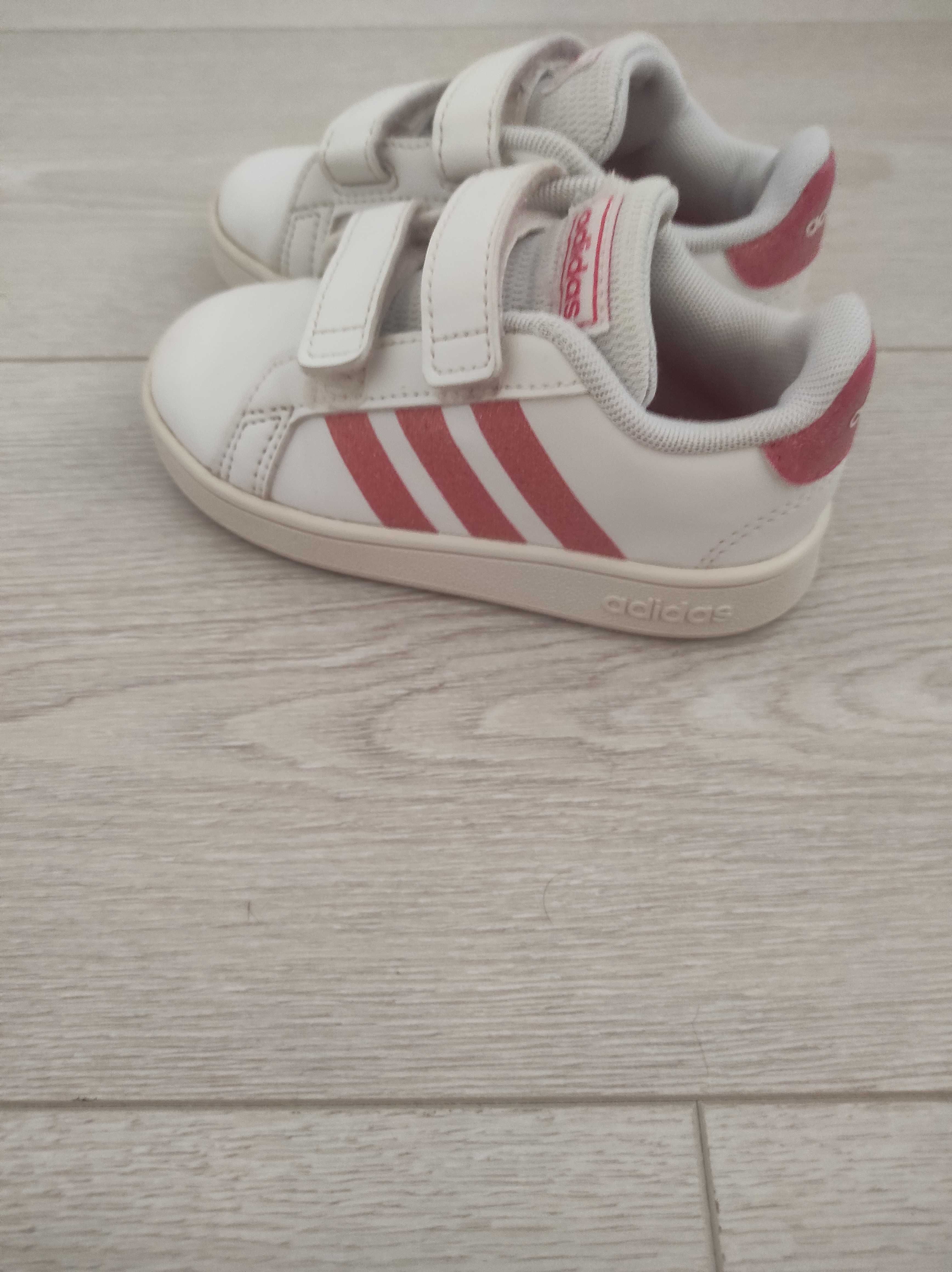 Adidas Маратонки Grand Court, номер 23