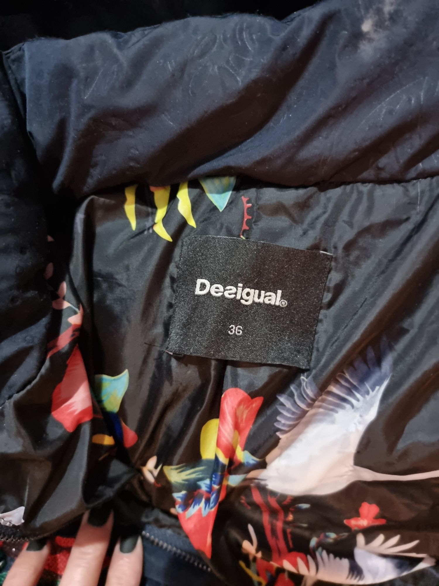 Geaca de iarna marca Desigual