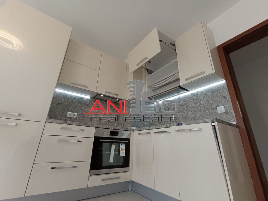 Продава се Тристаен апартамент в Варна, м-т Траката - 100 кв.м за 2280 €/кв.м - Снимка #6