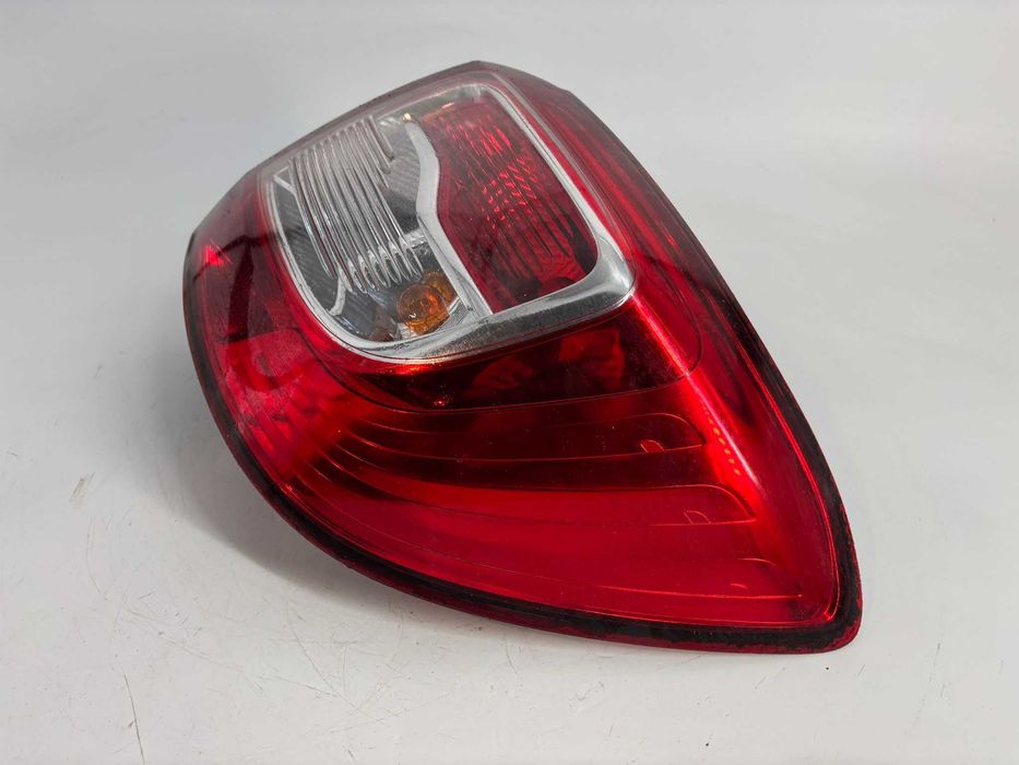 Stop stanga-dreapta Dacia Sandero Stepway