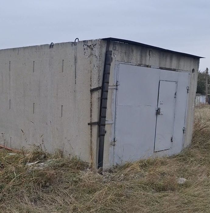 продам литой гараж