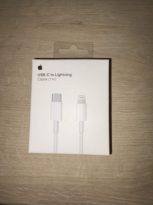 USB-C to lightning нов оригинален 1 м
