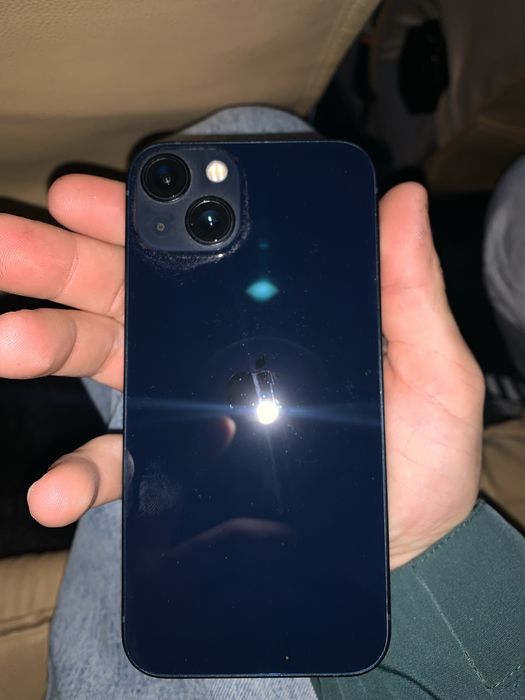 iPhone 13 256Gb в идеальном состоянии