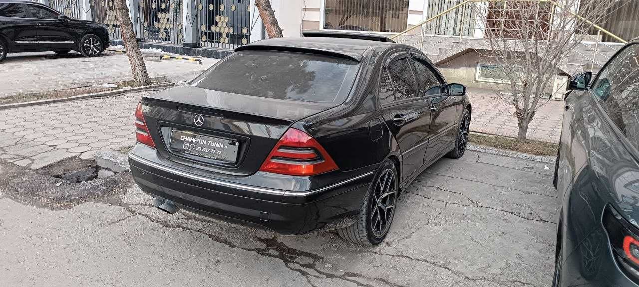 mercedes benz W 203