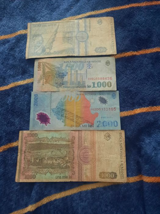Vând bani vechi!