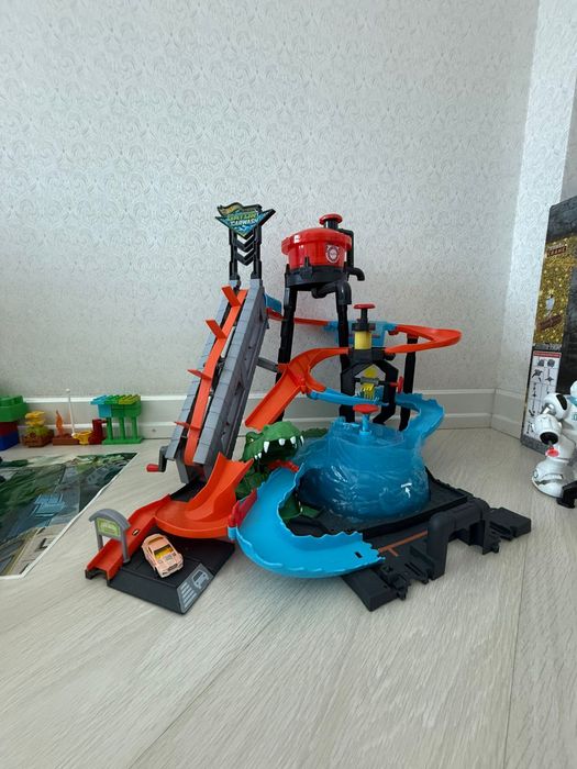 игровой набор Автомойка Hot Wheels