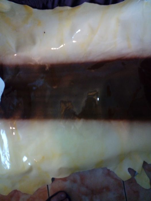 Piele naturala lucios  galben si maro auriu  uraniu original Prada