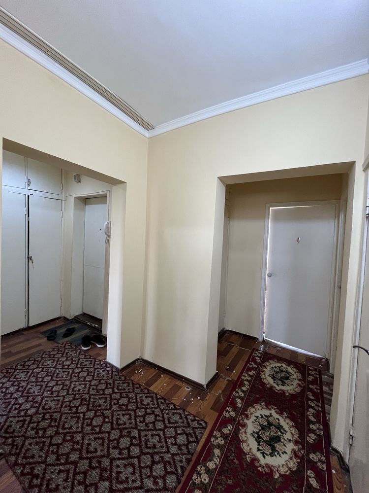Хамза метро (Новза) 3 хона 70м2 срочно сотилади