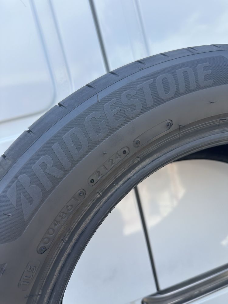 225/55/18 Bridgestone dot24