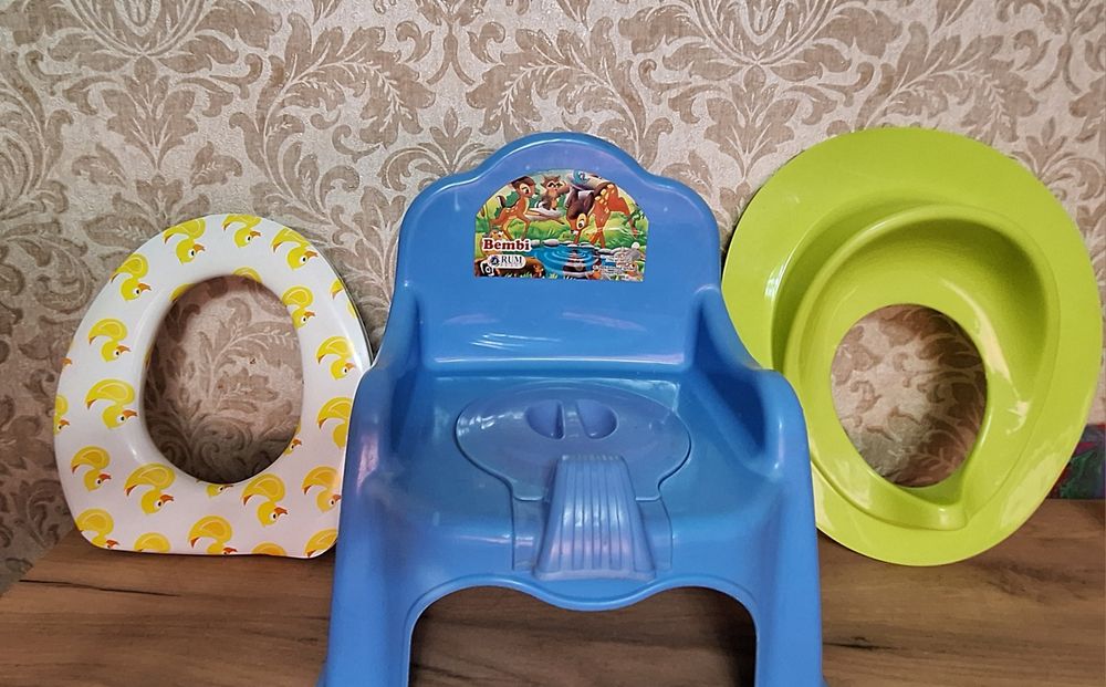 Горшок детский и 2 накладки на унитаз