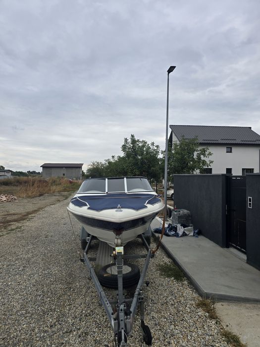 Vand sau schimb cu auto, barca sport, motor Yamaha 223 CP, Renken 200