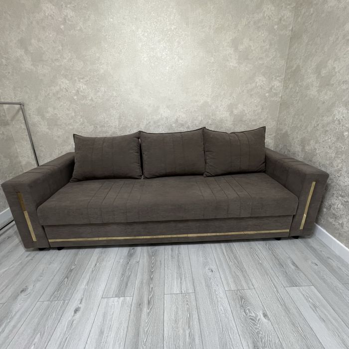 Диван новый раздивижной