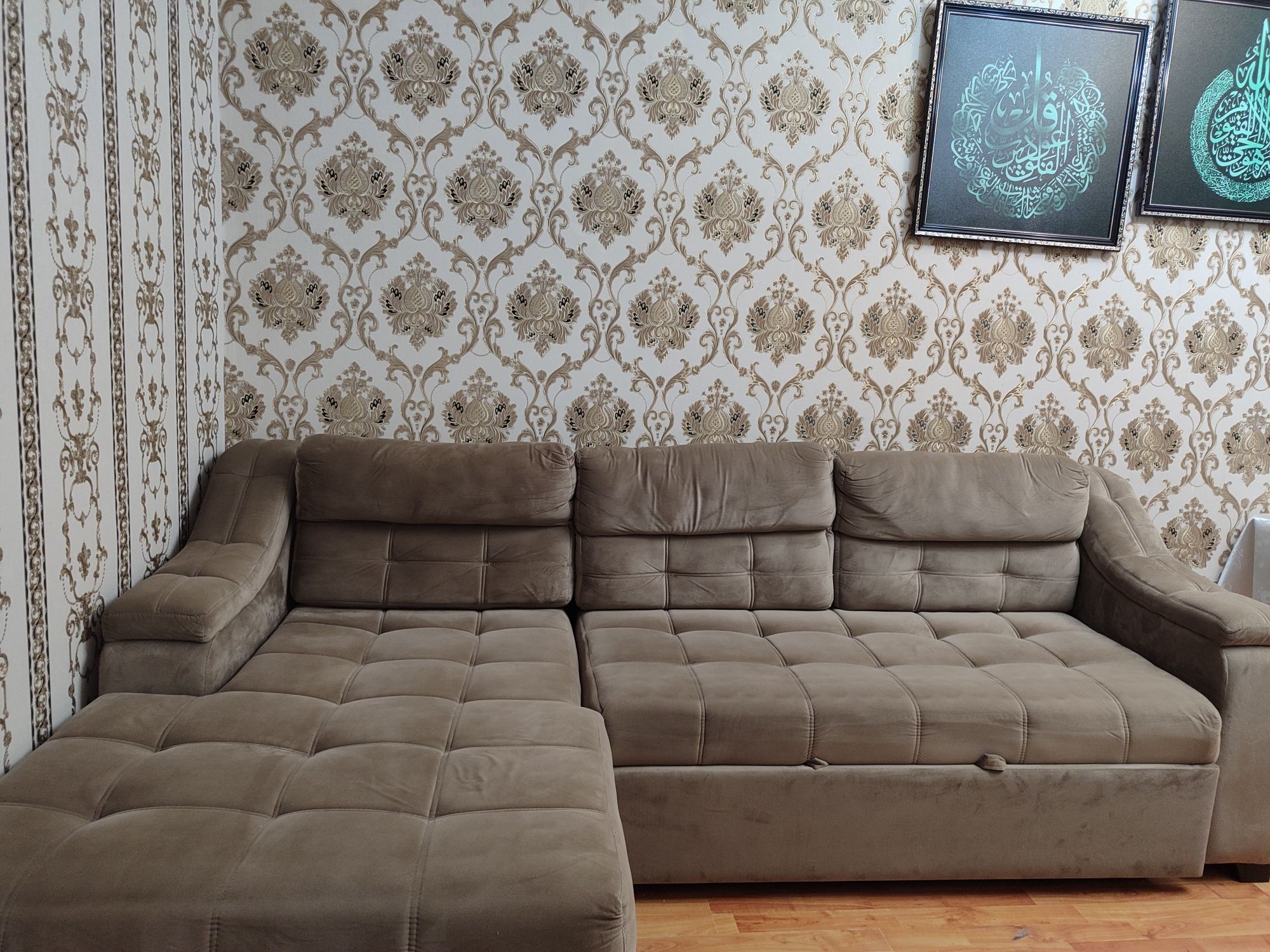 Углавой диван новый