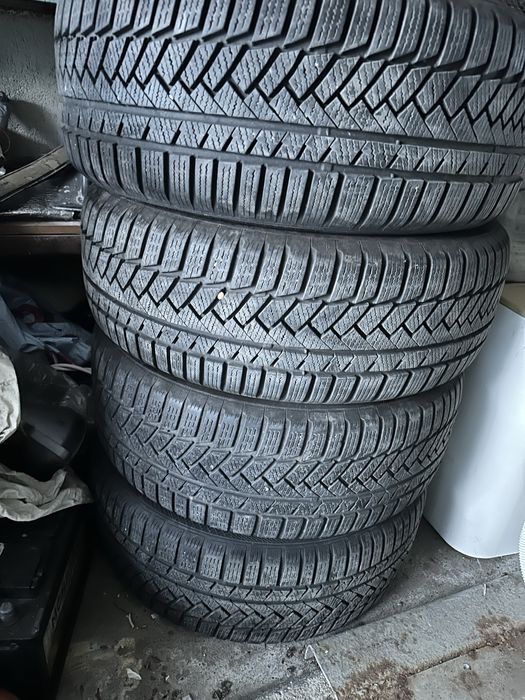 Зимни гуми 225/55/16 Continental