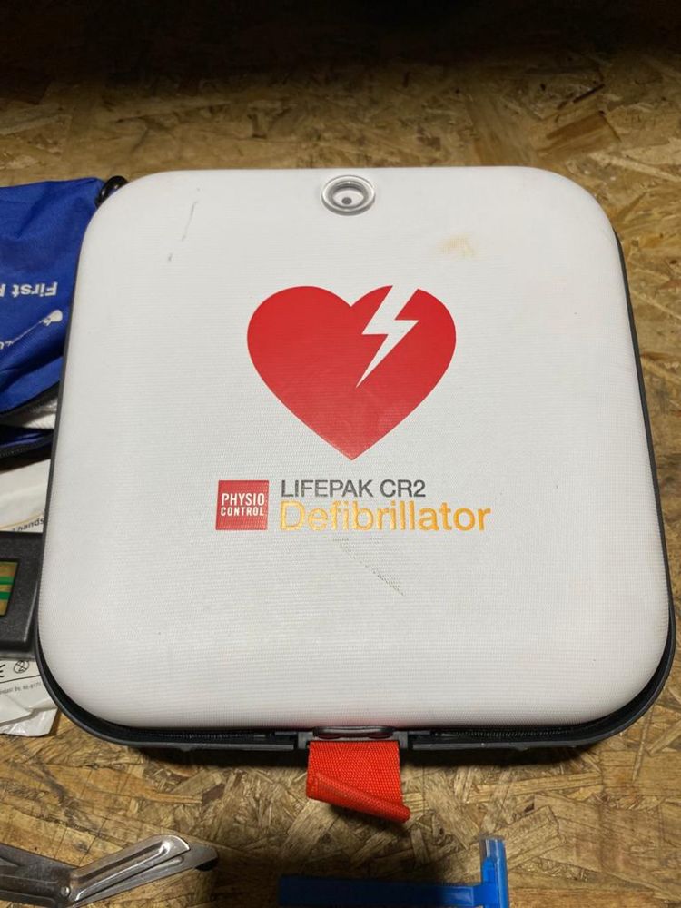 Defibrilator lifepak cr2