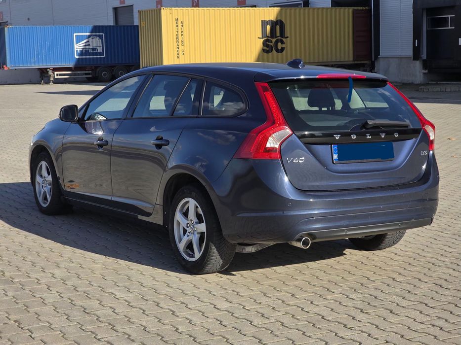 Volvo V60 D3 2015 Automat*Navi*5 pistoane*ÎNMATRICULATĂ