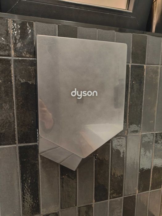 Сешоар за ръце Dyson airblade V
