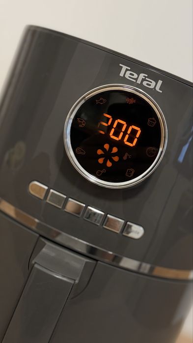 Friteuza cu aer cald TEFAL Easy Fry Ultra, neagra