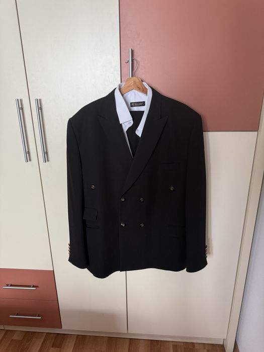 Costum negru marimea 58