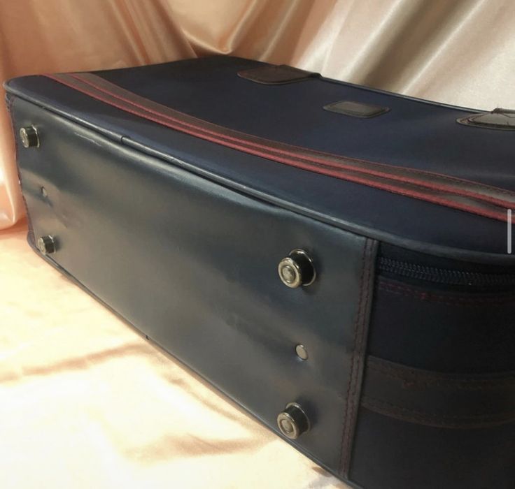 Geamantan în stare foarte bună