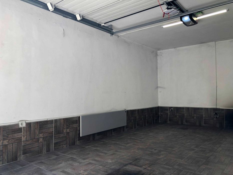 Продава се Гараж / Паркомясто в Пловдив, Кючук Париж - 18 кв.м за 1667 €/кв.м - Снимка #1