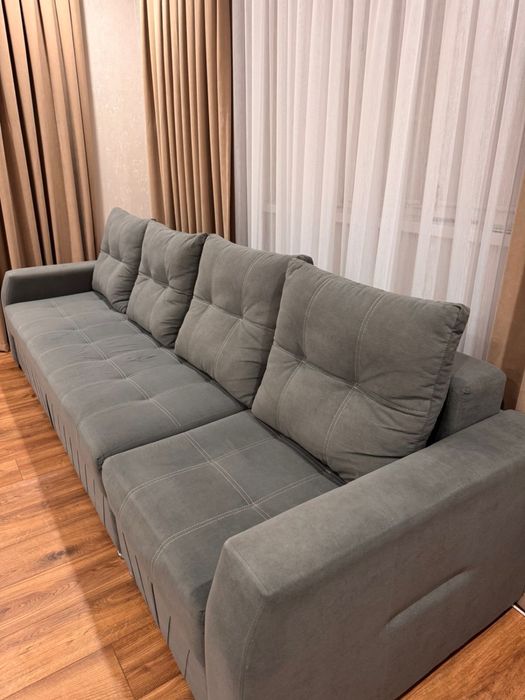 Продам диван б/у в хорошем состоянии.
