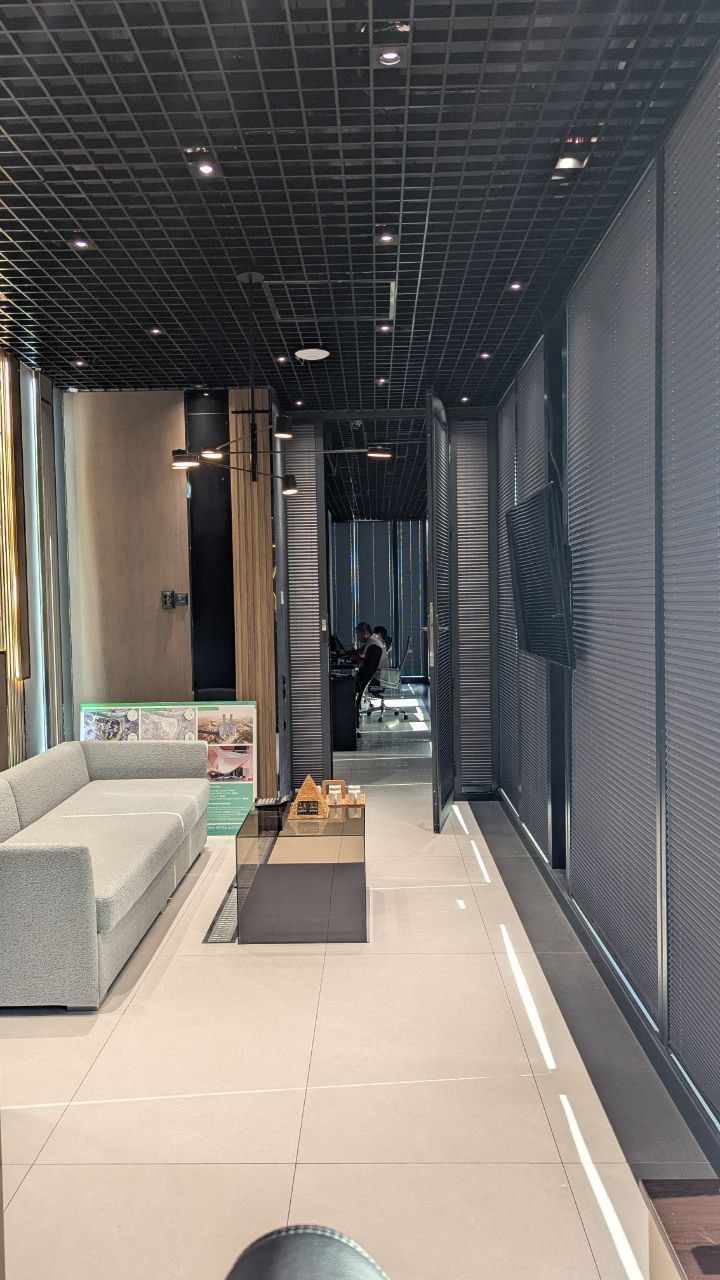 Аренда офис  Nest One, 18 етаж, 121кв. Евроремонт с мебел и техника