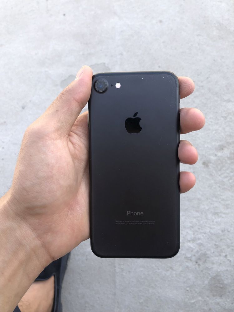iPhone 7 ideal  xolata
