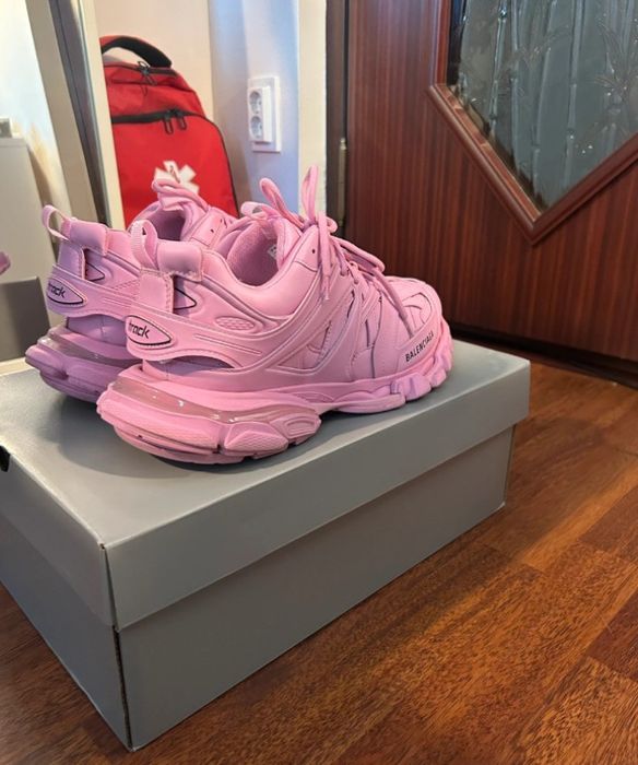 Balenciaga track-mai multe modele disponibile!