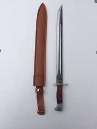 Baionet / a inscriptionata AK 47
