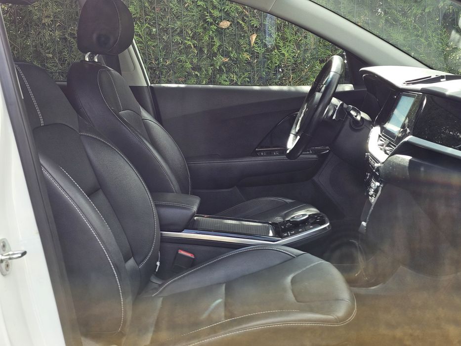 Vând Kia eNiro 2020 204cp cu baterie 64kwh