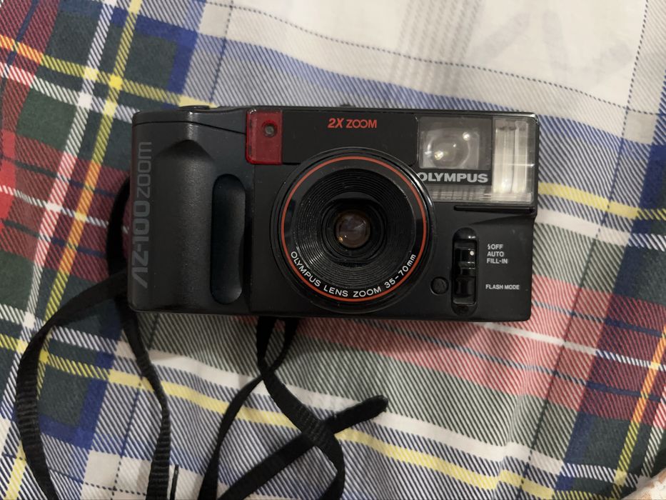 Olympus AZ-100 Zoom (плёночная камера)