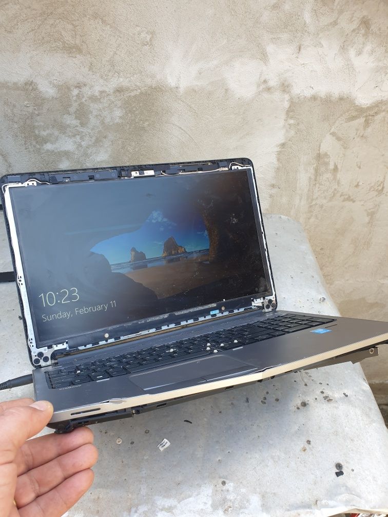 Hp probook 650 g1 cu procesor i5  plca de baza bună