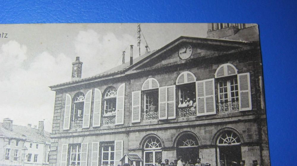 Ilustrata veche/Carte Postala,VOUZIERS,WW1,prizonieri francezi.