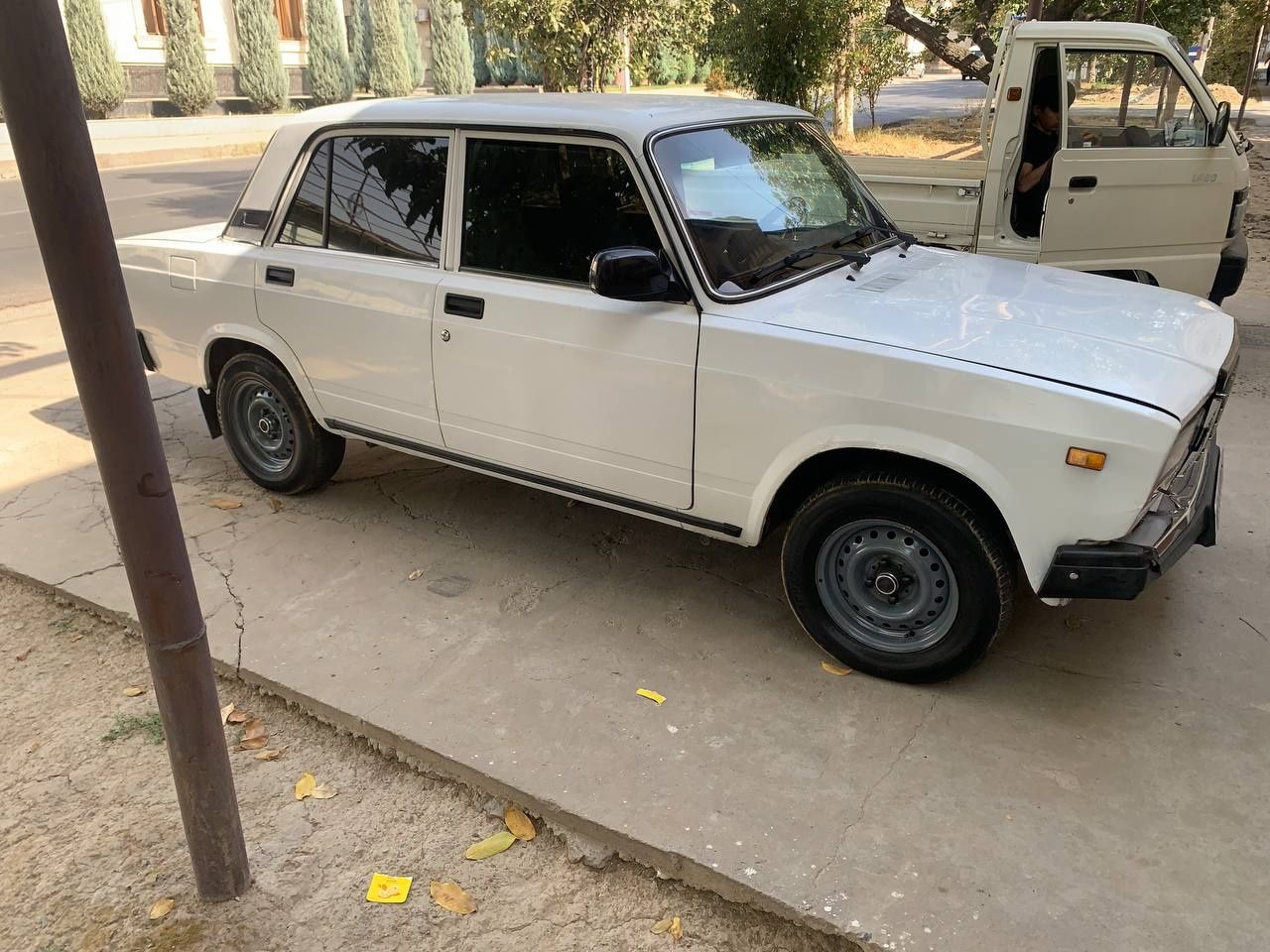 vaz 2107. sotiladi