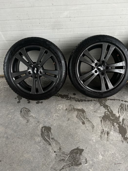 Джанти с гуми 5х114.3 17цола
