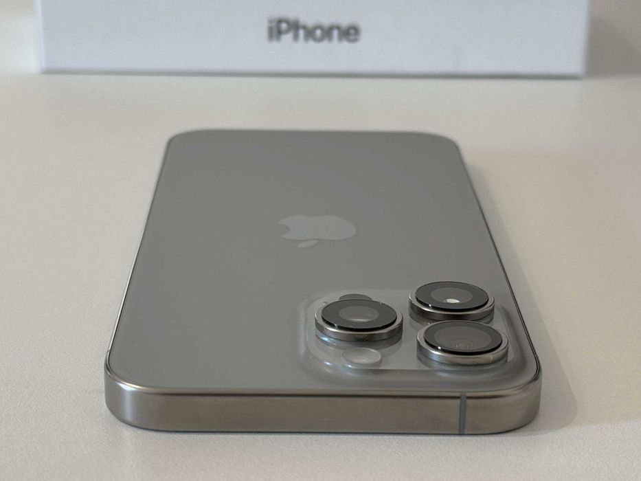 Бартер!Като НОВ! iPhone 16 Pro Max Natural Titanium
